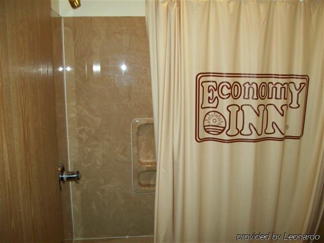 Economy Inn 쿠야호가폴스 외부 사진